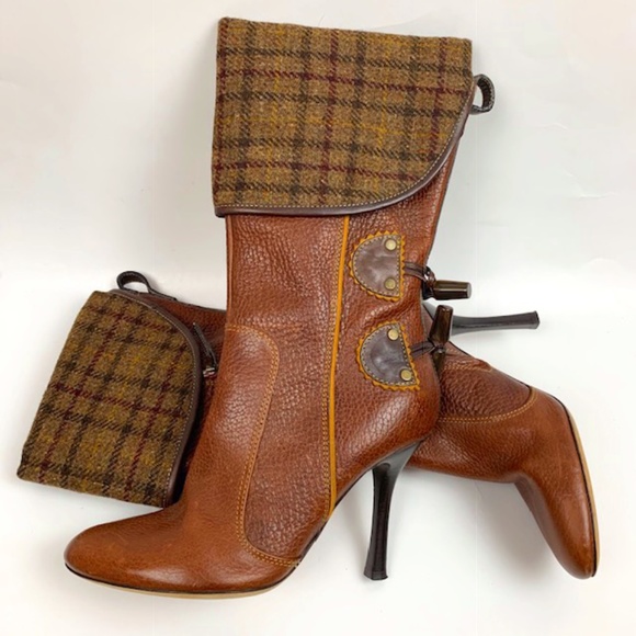 DSQUARED Shoes - DSQUARED luxurious leather boots. Italian made.36.